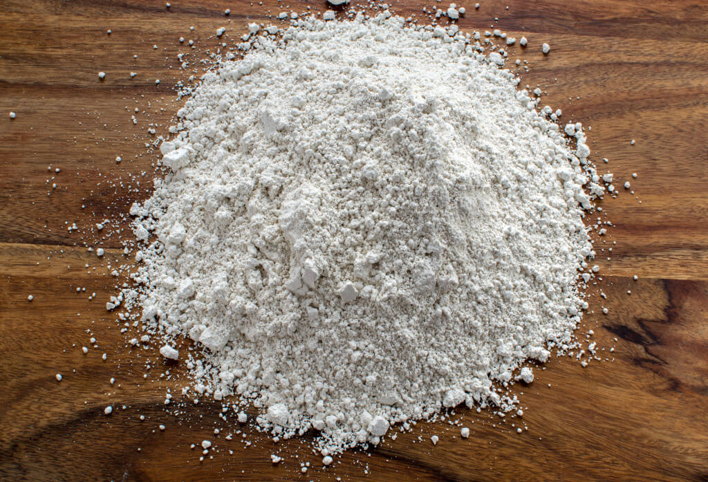 How to Use Diatomaceous Earth | Real Food RN
