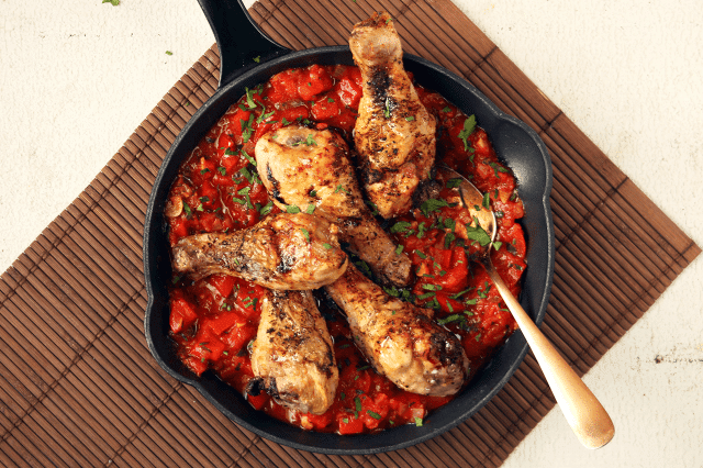 <strong>Spicy Saucy Chicken Drumsticks</strong>